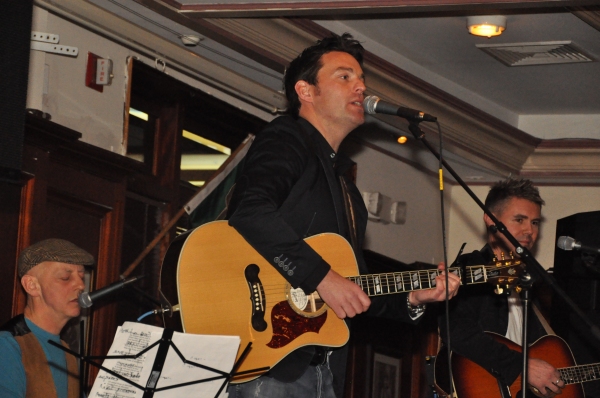 Photo Coverage: Ryan Kelly and Neil Byrne Acoustic By Candlelight Tour Stops at Rory Dolan's Image