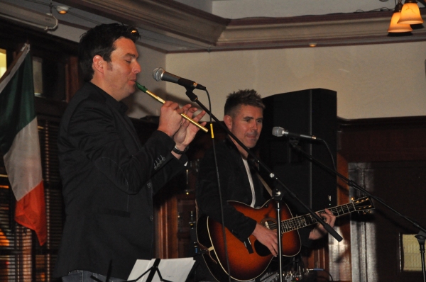 Photo Coverage: Ryan Kelly and Neil Byrne Acoustic By Candlelight Tour Stops at Rory Dolan's Image
