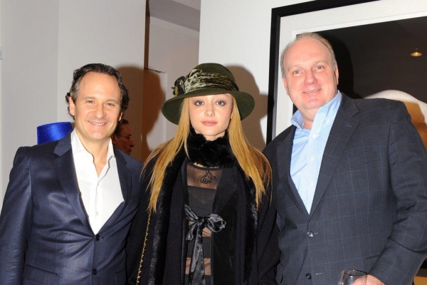 Photo Flash: NY's Top Collectors and More Turn Out for Robert Farber Retrospective at Cavalier Gallery  Image