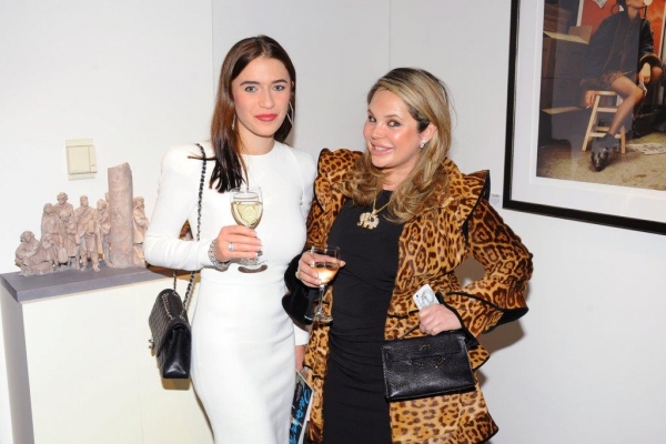 Photo Flash: NY's Top Collectors and More Turn Out for Robert Farber Retrospective at Cavalier Gallery  Image