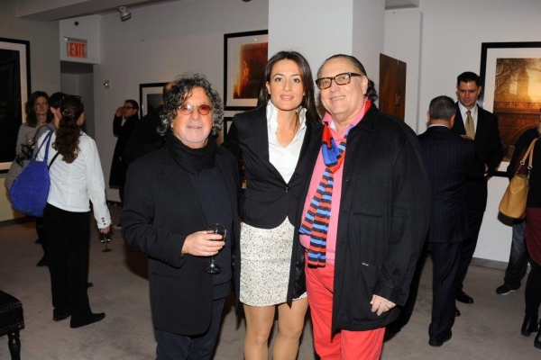 Photo Flash: NY's Top Collectors and More Turn Out for Robert Farber Retrospective at Cavalier Gallery  Image