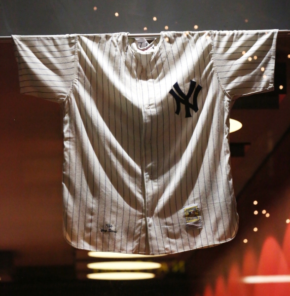 Photo Coverage: Yankees Arrive on Broadway- BRONX BOMBERS Takes Opening Night Bows! Image