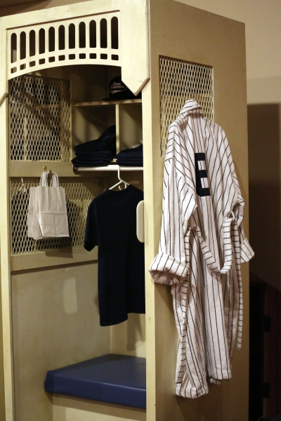 Photo Coverage: Yankees Arrive on Broadway- BRONX BOMBERS Takes Opening Night Bows! Image