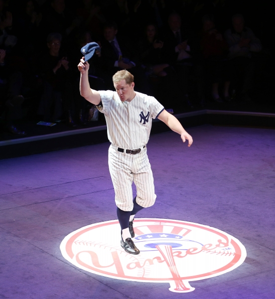 Photo Coverage: Yankees Arrive on Broadway- BRONX BOMBERS Takes Opening Night Bows! Image
