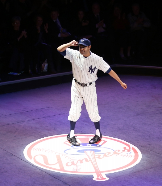 Photo Coverage: Yankees Arrive on Broadway- BRONX BOMBERS Takes Opening Night Bows! Image