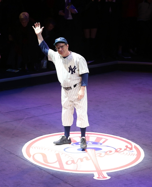 Photo Coverage: Yankees Arrive on Broadway- BRONX BOMBERS Takes Opening Night Bows! Image