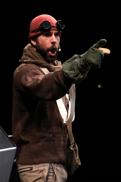 Photo Flash: Valerie Vigoda and Wade McColllum in ACT's ERNEST SHACKLETON LOVES ME 