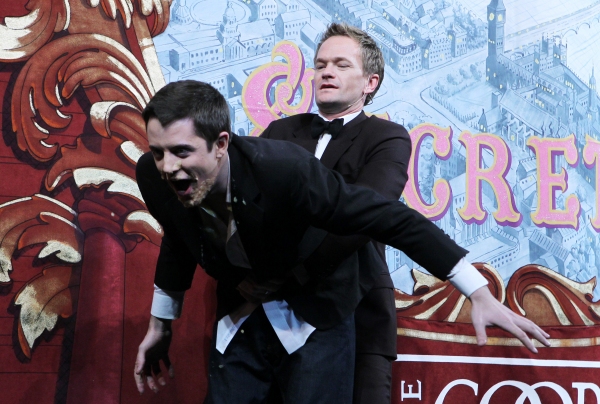 Photo Flash: Harvard's Hasty Pudding Theatricals Honor Neil Patrick Harris as 2014 Man of the Year Image