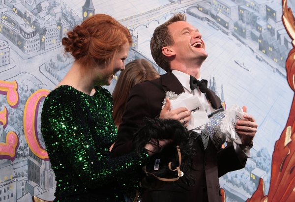 Photo Flash: Harvard's Hasty Pudding Theatricals Honor Neil Patrick Harris as 2014 Man of the Year Image