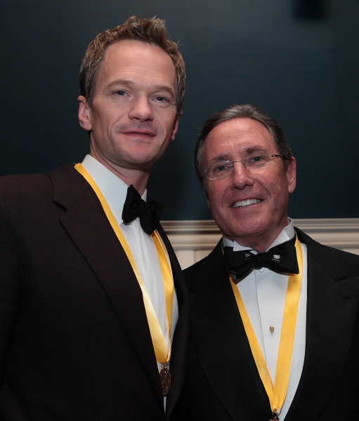 Photo Flash: Harvard's Hasty Pudding Theatricals Honor Neil Patrick Harris as 2014 Man of the Year Image