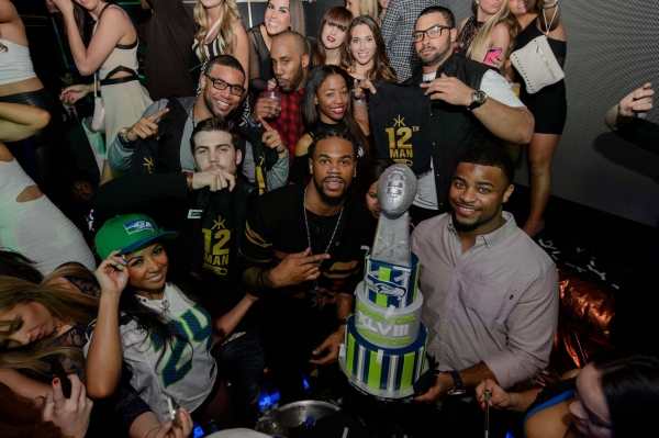 Photo Flash: Seattle Seahawks Celebrate at Hakkasan Nightclub and Jason Statham Parties with Calvin Harris - Friday, Feb. 7 