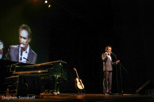 Photo Coverage: David Pomeranz Plays The Sylvia & Danny Kaye Playhouse Image