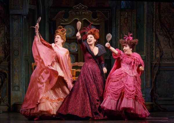 Photo Flash: First Look at Carly Rae Jepsen and Fran Drescher Onstage in CINDERELLA!  Image