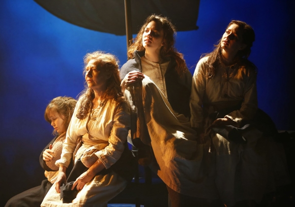 Photo Flash: Irish Rep's TRANSPORT Opens Tonight Off-Broadway Image