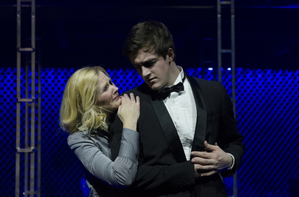 Photo Coverage: NEXT TO NORMAL Opens at the Omaha Community Playhouse Image