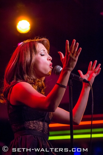 Photo Flash: Christina Bianco Visits BROADWAY AT BIRDLAND Image