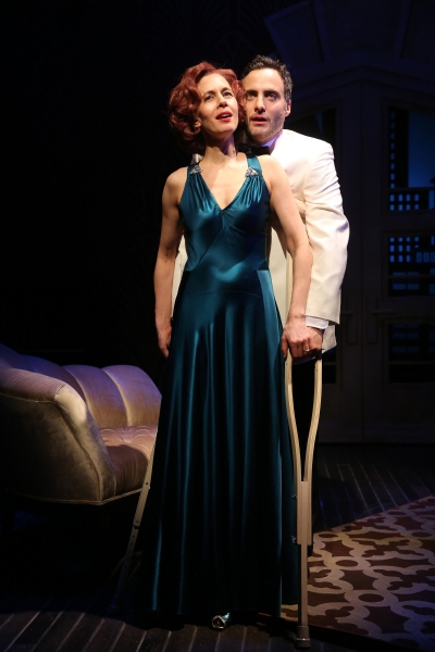Photo Flash: First Look at Jessica Hecht, Dominic Fumusa and More in STAGE KISS at Playwrights Horizons Image
