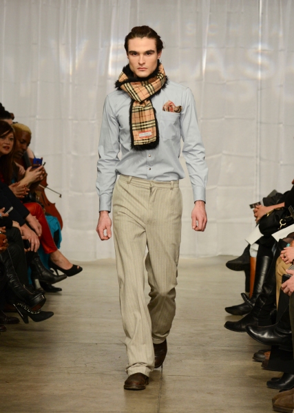 Photo Flash: Designer Mischka Velasco Brings STRING THEORY to New York Fashion Week Image