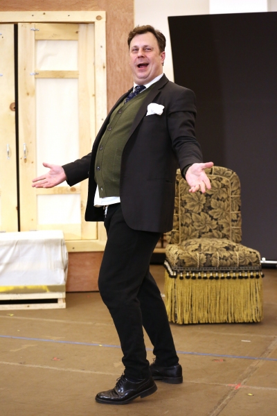 Photo Coverage: In Rehearsal with Zach Braff, Marin Mazzie & the Cast of BULLETS OVER BROADWAY! Image