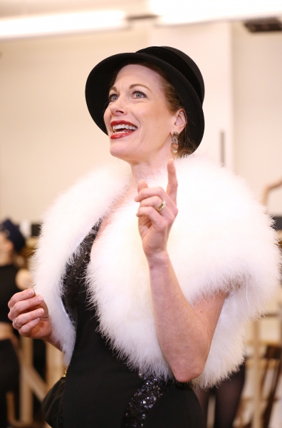 Photo Coverage: In Rehearsal with Zach Braff, Marin Mazzie & the Cast of BULLETS OVER BROADWAY! Image