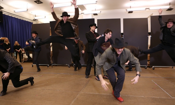 Photo Coverage: In Rehearsal with Zach Braff, Marin Mazzie & the Cast of BULLETS OVER BROADWAY! Image