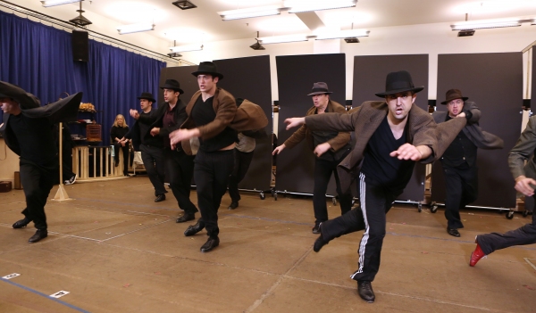 Photo Coverage: In Rehearsal with Zach Braff, Marin Mazzie & the Cast of BULLETS OVER BROADWAY! Image