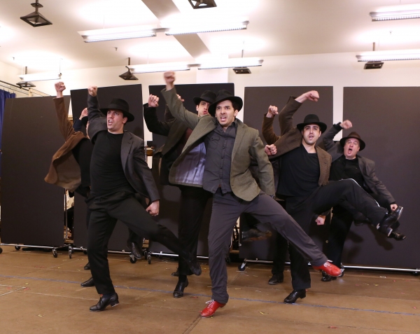 Photo Coverage: In Rehearsal with Zach Braff, Marin Mazzie & the Cast of BULLETS OVER BROADWAY! Image