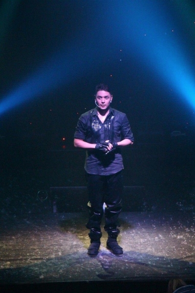 Photo Flash: GAZILLION BUBBLE SHOW Celebrates 7 Years in NYC Image