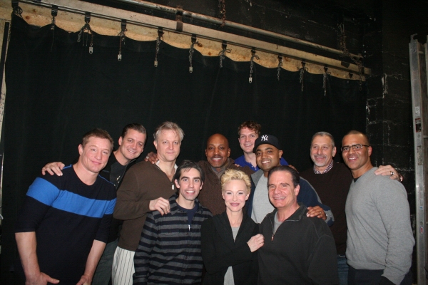 Former New York Yankee Willie Randolph with the Cast of BRONX BOMBERS Photo