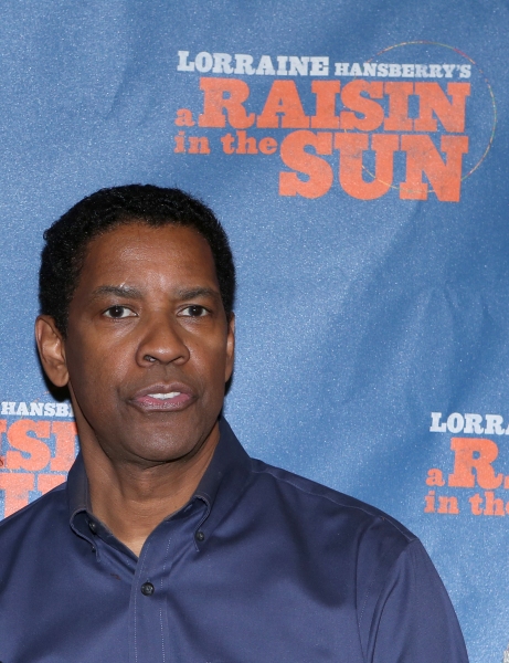 Photo Coverage: Denzel Washington & Company of A RAISIN IN THE SUN Meets the Press Image