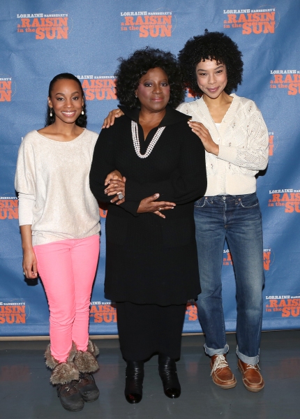 Photo Coverage: Denzel Washington & Company of A RAISIN IN THE SUN Meets the Press Image