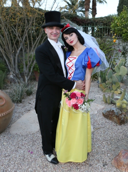 Photo Flash: Renowned Artist Kevin Berlin Ties the Knot with Snow White - First Look! Image
