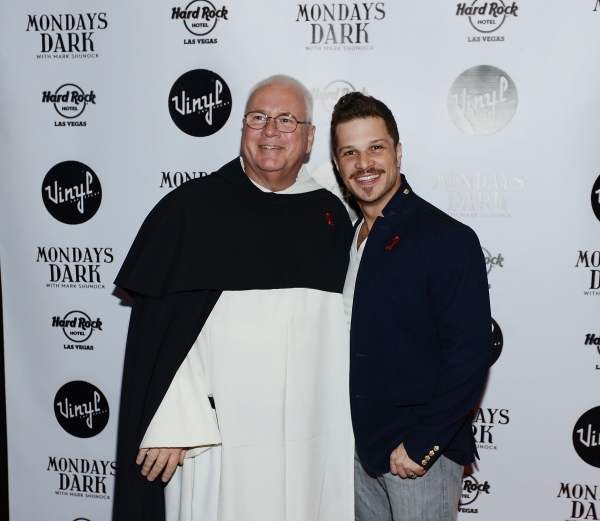 Photo Flash: MONDAYS DARK with ROCK OF AGES' Mark Shunock Welcomes Stars of MILLION DOLLAR QUARTET, JERSEY BOYS and More 