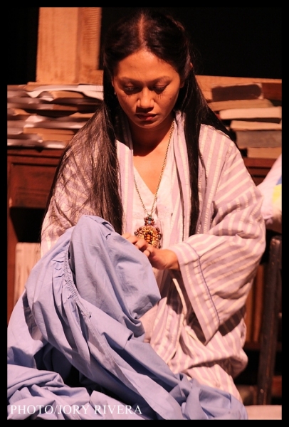 Photo Coverage: Repertory Philippines' AUGUST: OSAGE COUNTY Opens Image