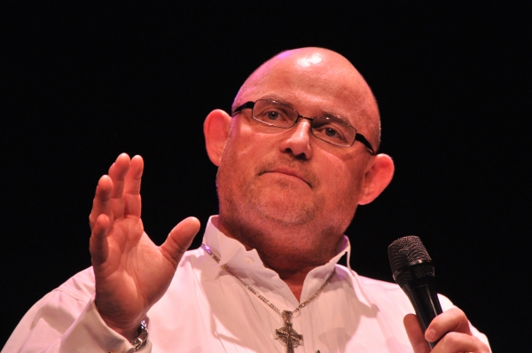 Photo Coverage: Ronan Tynan Plays Patchogue Theatre Image