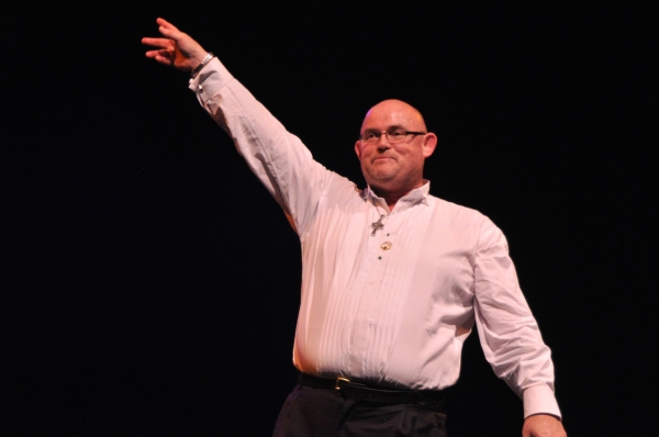 Photo Coverage: Ronan Tynan Plays Patchogue Theatre Image