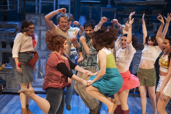 Photo Flash: First Look at Alysha Umphress, Mara Davi & More in Signature Theatre's BEACHES Image