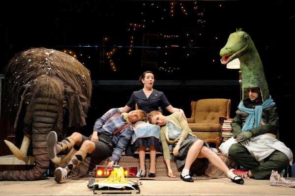 Photo Flash: First Look at Brown University/Trinity Rep MFA Program's THE SKIN OF OUR TEETH Image