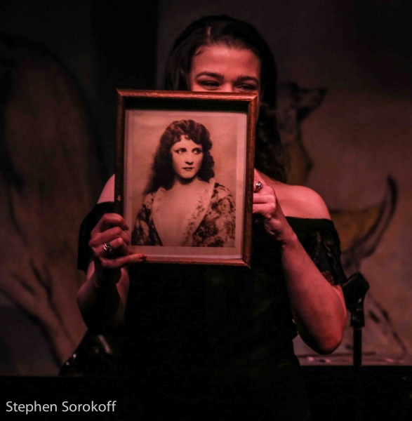 Photo Coverage: MAUDE MAGGART Plays CAFE CARLYLE  Image