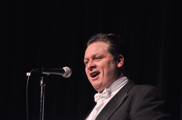 Photo Coverage: Anthony Kearns Gives Benefit Concert for Oasis Image