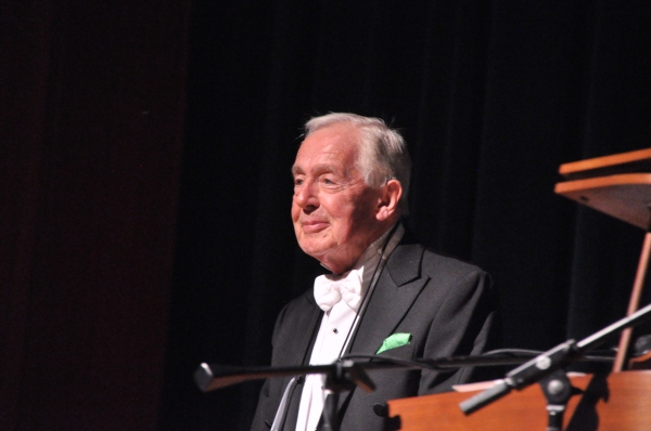 Photo Coverage: Anthony Kearns Gives Benefit Concert for Oasis Image