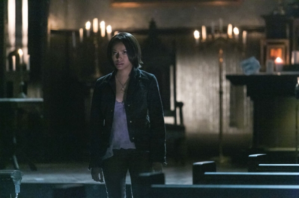 Photo Flash: First Look at this Week's Episode of THE VAMPIRE DIARIES 