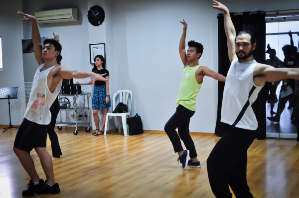 Photo Exclusive: 9 Works Theatrical Holds Auditions for LA CAGE AUX FOLLES Image