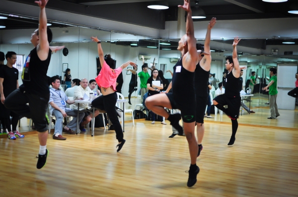 Photo Exclusive: 9 Works Theatrical Holds Auditions for LA CAGE AUX FOLLES Image
