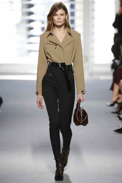 Photo Coverage: Nicolas Ghesquiere's First Louis Vuitton Collection Image