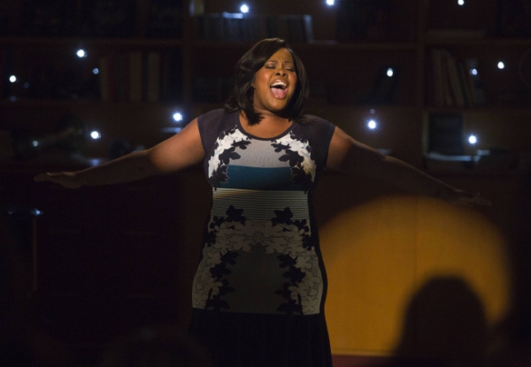 Photo Flash: The Gang's All Here! First Look at GLEE's 100th Episode with Kristin Chenoweth, Diana Agron & Others Image