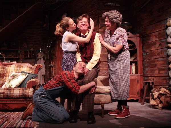 Photo Flash: First Look - Hampton Theatre Company's THE FOREIGNER, Opening 3/13 Image