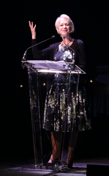 Photo Coverage: Bernadette Peters, Liam Neeson, & Alan Cumming & More Salute Sam Mendes at Roundabout Gala! Image
