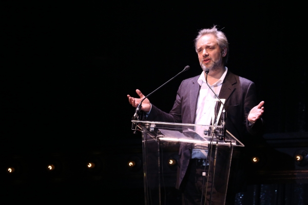 Photo Coverage: Bernadette Peters, Liam Neeson, & Alan Cumming & More Salute Sam Mendes at Roundabout Gala! Image