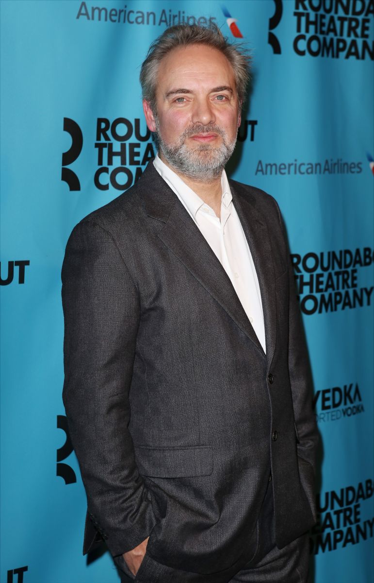 Photo Coverage: On the Red Carpet with Helen Mirren, Jeremy Irons & More at the Roundabout Spring Gala Image